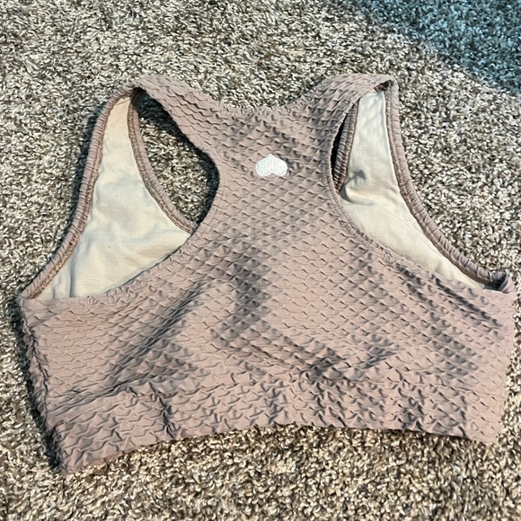 CROCO SKIN SCOOP TOP - Dolce de Leche - Picture 3 of 3